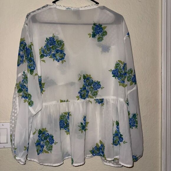 🌿 ASOS Sheer Floral Lace Peplum Blouse – Size 2 (US) Lightweight | Romantic | C - Picture 3 of 7